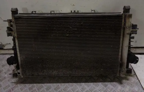 Chevrolet Cruze Radiator set 16457021 630724 13377763