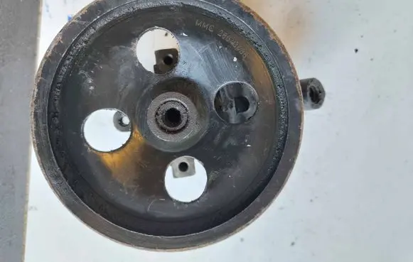 Fiat Punto (176) Power steering pump 26043285