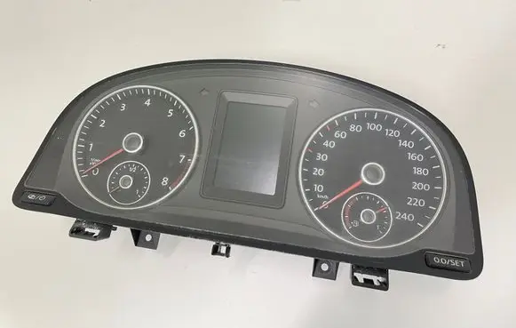 Volkswagen Caddy Speedometer (instrument cluster) 2K0920876H