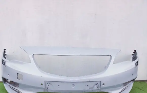 Opel Cascada Front bumper 13369002