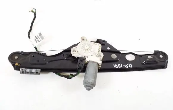 Mercedes-Benz E W211 Rear door window regulator with motor A2117300446