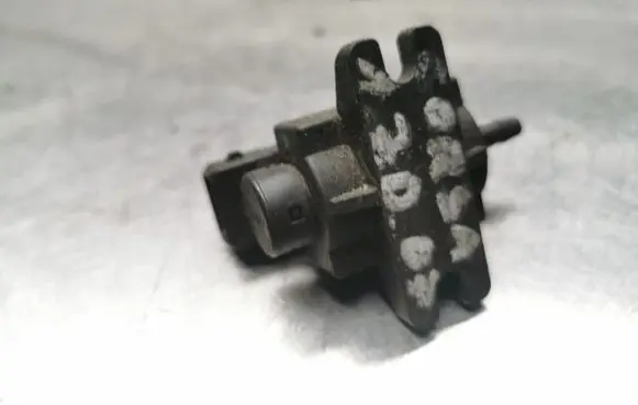 Opel Corsa D Turbo solenoid valve 72244800