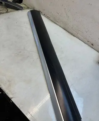 Porsche Cayenne (9PA) Front door trim (molding) 7L5837787