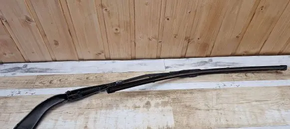 BMW 3 F30 F35 F31 Front wiper blade arm 7260469 6161726046905