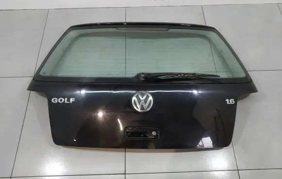 Volkswagen Golf IV Tailgate/trunk/boot lid 