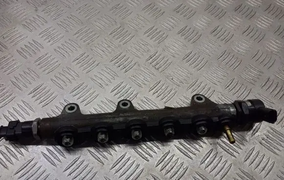 Renault Laguna III Fuel main line pipe H82426550