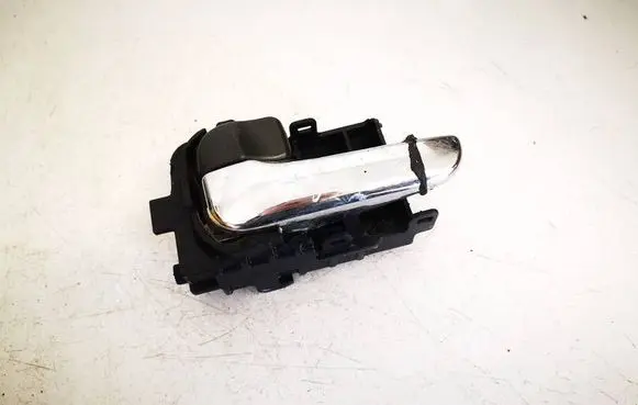 Nissan X-Trail T30 Rear door interior handle