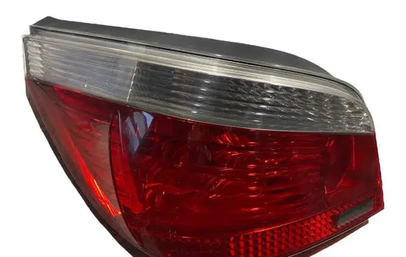 BMW 5 E60 E61 Rear/tail lights 6910767