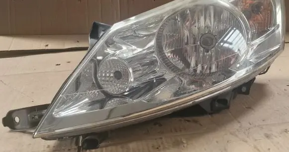 Peugeot Expert Headlight/headlamp 89902605