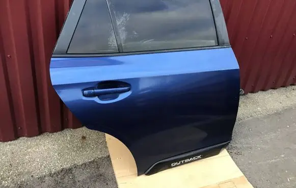 Subaru Outback (BT) Rear door