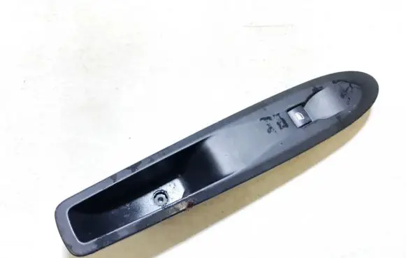Citroen DS3 Electric window control switch 96638232
