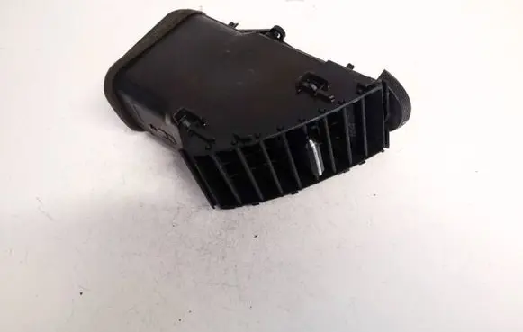 Toyota Prius (XW20) Dashboard side air vent grill/cover trim 5506347010 55063-47010