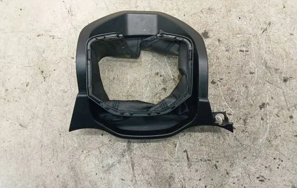 Mercedes-Benz GL X166 Steering wheel column trim A1666800707