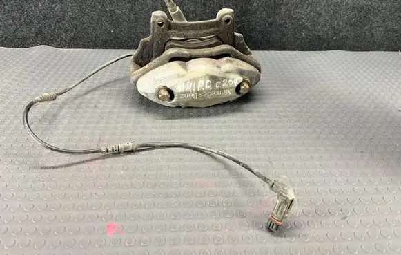 Mercedes-Benz CLK A209 C209 Front brake caliper
