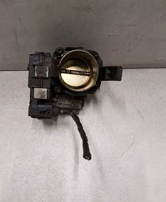 Volkswagen PASSAT B8 Throttle valve 03F133062C