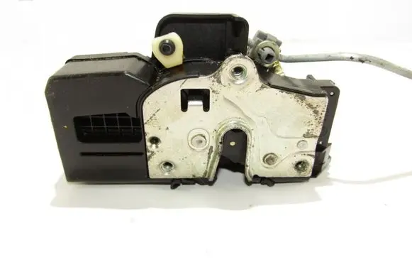 Opel Antara Front door lock