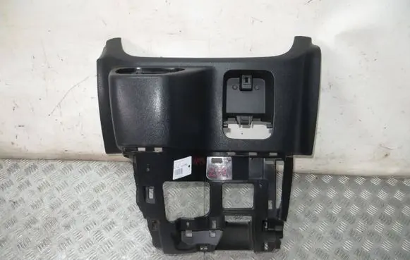 Renault Trafic III (X82) Dashboard center trim panel 969108105R