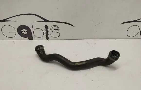 Mercedes-Benz E W213 Engine coolant pipe/hose A2135015201
