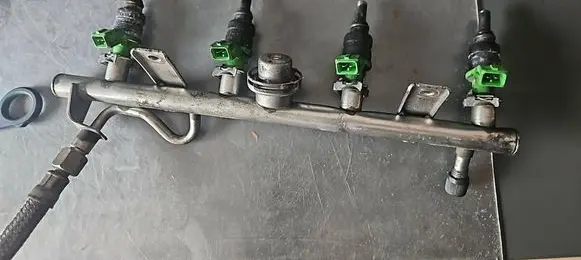 Mercedes-Benz E W211 Fuel injectors set A1110780292