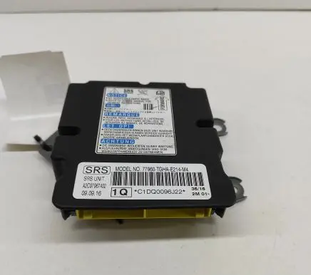 Honda Civic X Airbag control unit/module 77960TGHAE214M4 A2C97967402