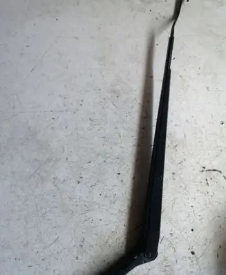 Toyota Corolla Verso AR10 Front wiper blade arm 6797