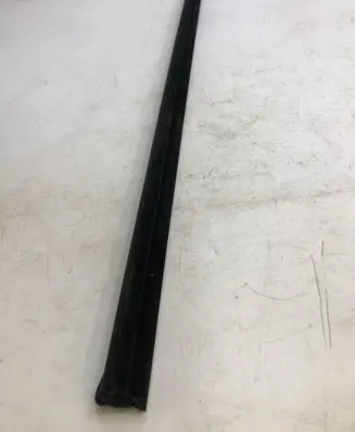 Hyundai Kona II Front door glass trim molding 