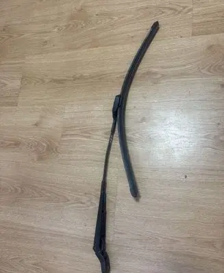 Skoda Fabia Mk2 (5J) Front wiper blade arm 5J1955409 5J1955409C