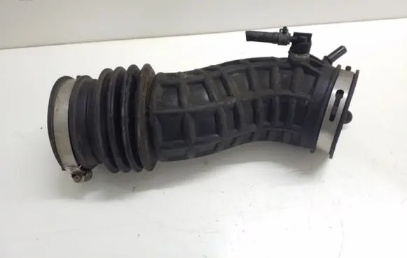 Ford Fusion II Air intake hose/pipe DS739R504GD