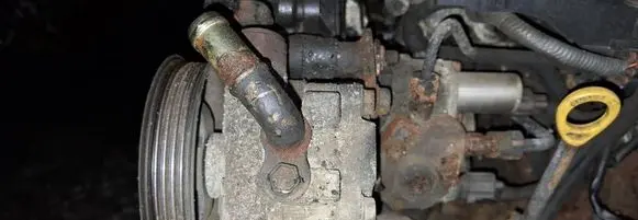 Toyota Corolla Verso AR10 Power steering pump 