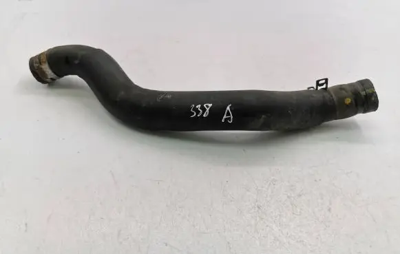 Mazda CX-7 Engine coolant pipe/hose
