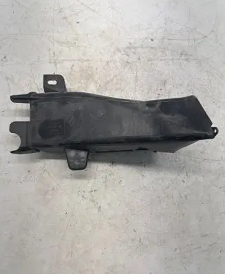 BMW 6 F06 Gran coupe Air intake duct part 7211515 18779815