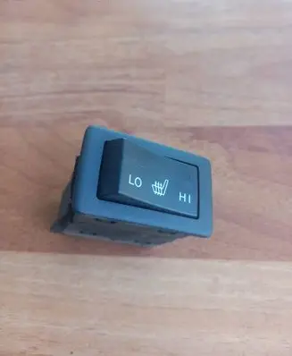 Mazda 6 Seat heating switch GS1D66420 K1827