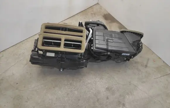 Ford Mustang VI Interior heater climate box assembly JR3B19B555AH FR3B19E616DB
