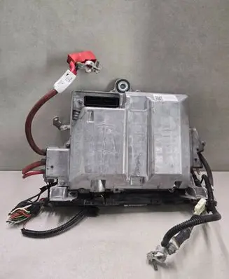 Tesla Model 3 Air suspension control unit module (rear) P111818272H 183492017AF0