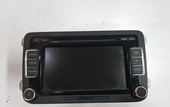 Volkswagen PASSAT B7 Radio/CD/DVD/GPS head unit 3C8035195GIAUTOPI 3C8035195G