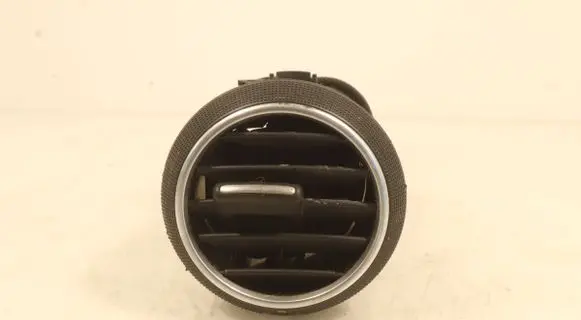 Audi A3 S3 8P Dashboard side air vent grill/cover trim 8P0820901A