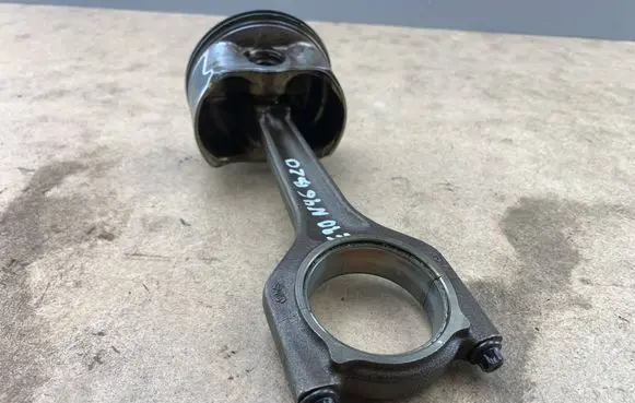 BMW 3 E90 E91 Piston with connecting rod 11247589533 7589533 11247536190