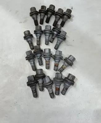 Peugeot 308 Nuts/bolts