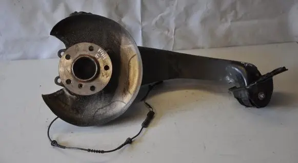 BMW 2 F44 Rear wheel hub