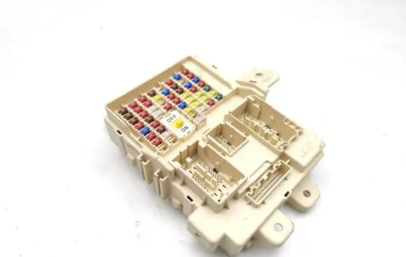 KIA Ceed Fuse module 91950D9720