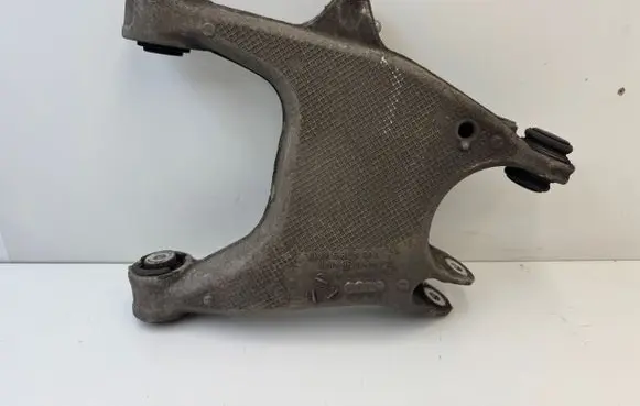 BMW 5 F10 F11 Rear upper control arm/wishbone 6865900