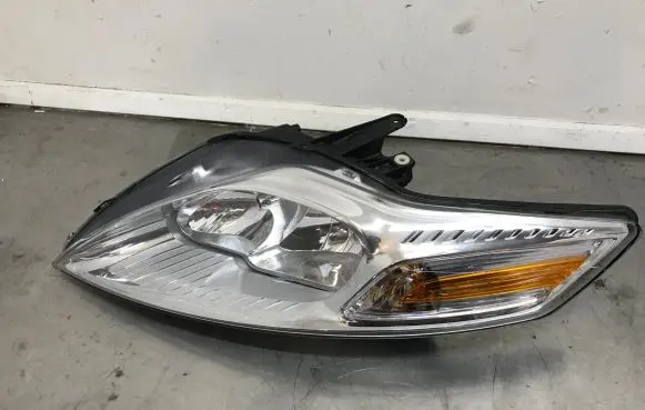 Ford Mondeo MK IV Headlight/headlamp