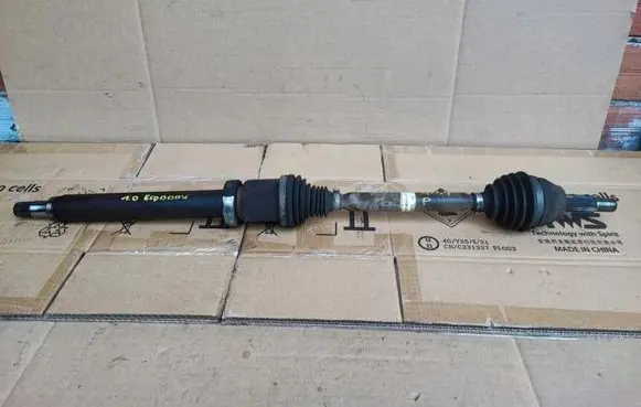Ford Ecosport Front driveshaft CN153B436FC