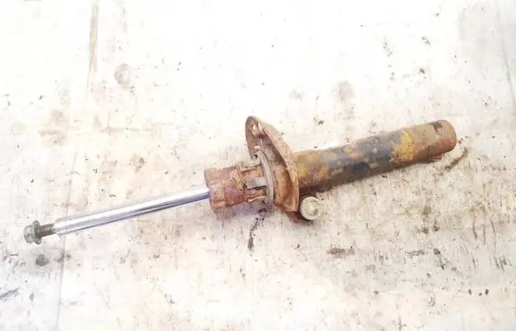 Skoda Octavia Mk2 (1Z) Front shock absorber/damper 1k0413031be