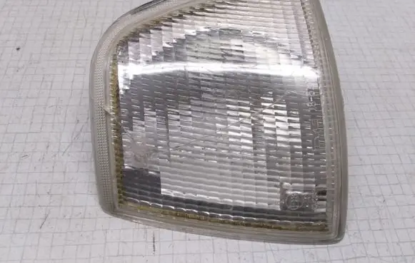 Audi 80 90 S2 B4 Front indicator light 185144B 185144