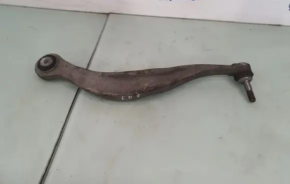 BMW 5 GT F07 Rear control arm 6779848 33326779848