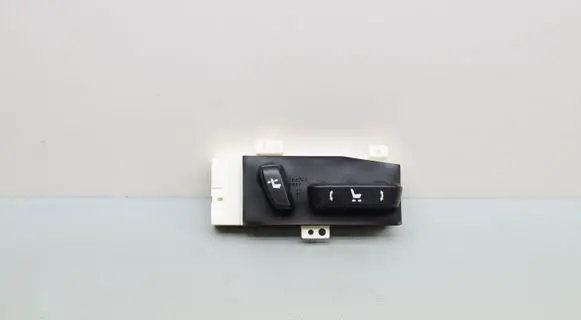 Lexus RX 450H Seat control switch 18A701