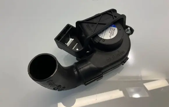 Mercedes-Benz E C207 W207 Engine control unit/module fan A2048300808 9972506012 DDPLD3DS1