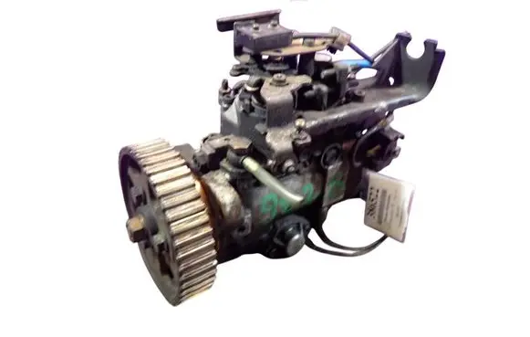 Volkswagen Transporter - Caravelle T4 Fuel injection high pressure pump 