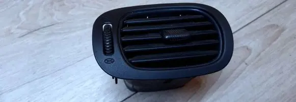 Chrysler Voyager Dash center air vent grill 0SC91TRMAA